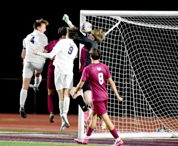 Mountain Lions, Golden Tigers boys soccer must settle for tie